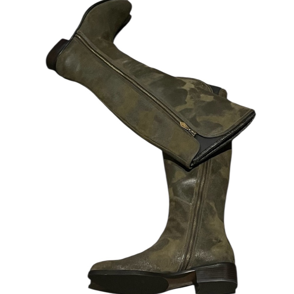 Donald J. Pliner Olive Vintage Suede Boots